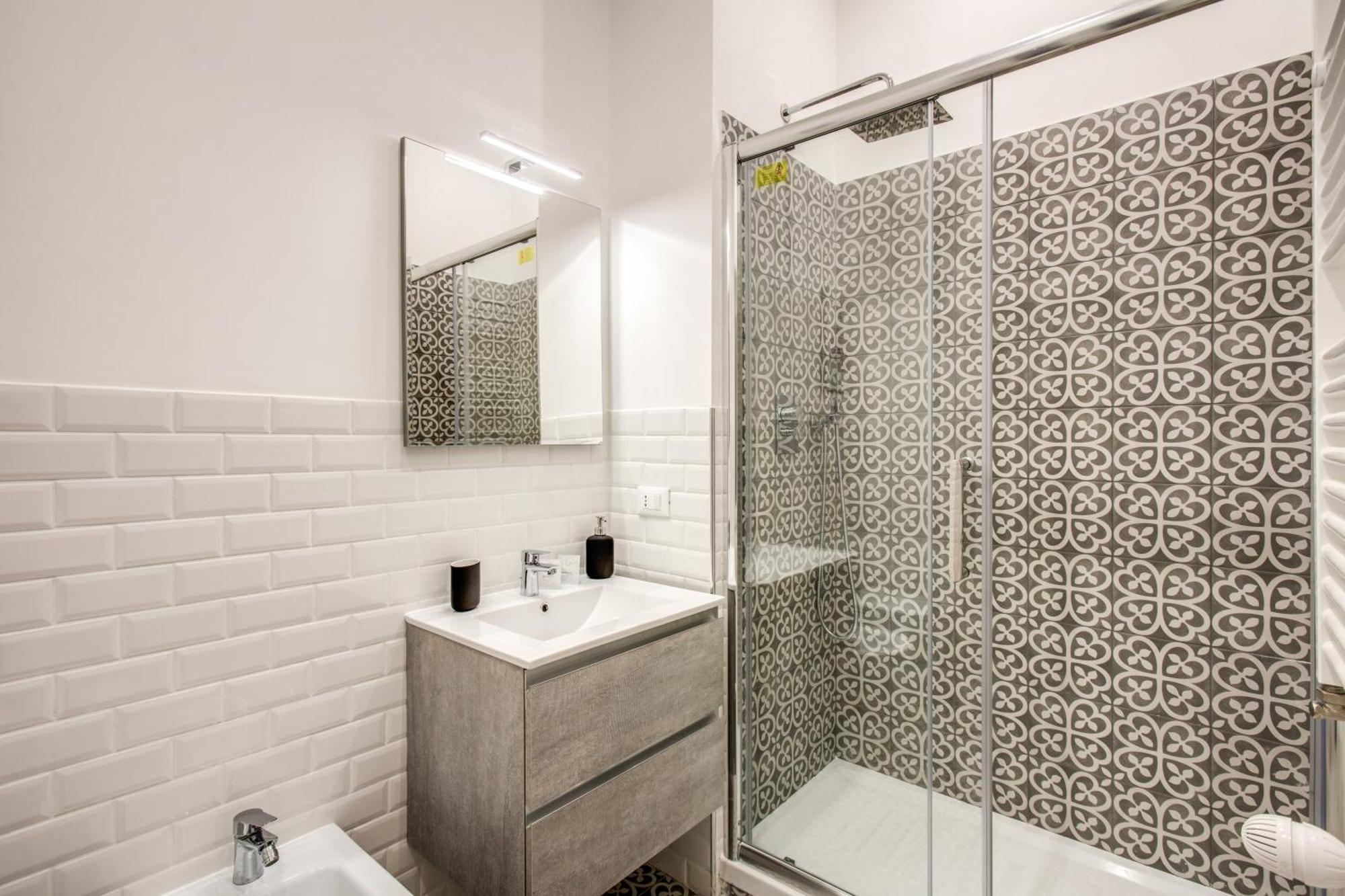 Monti Quiet And Spacious Apartment Rome Luaran gambar