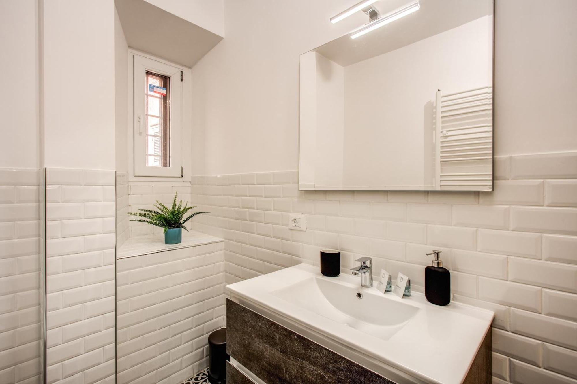 Monti Quiet And Spacious Apartment Rome Luaran gambar