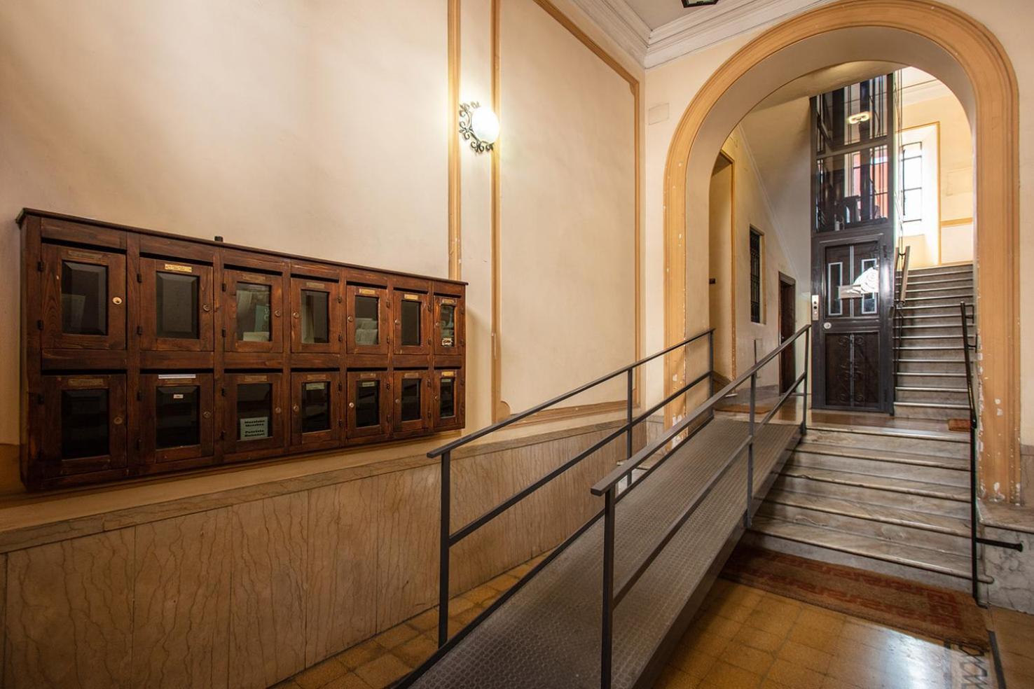 Monti Quiet And Spacious Apartment Rome Luaran gambar